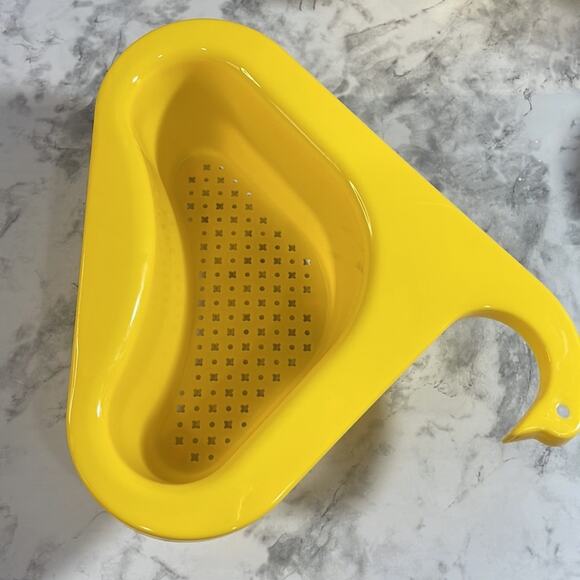 Unbranded Yellow Around the Sink Strainer NWOT - Picture 4 of 10